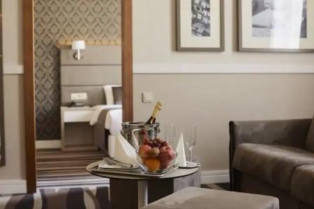 Central Basilica - 64