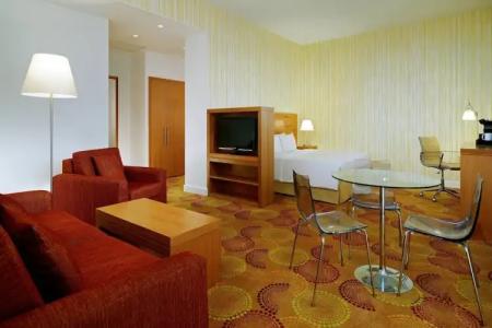 Courtyard by Marriott Budapest City Center - 53