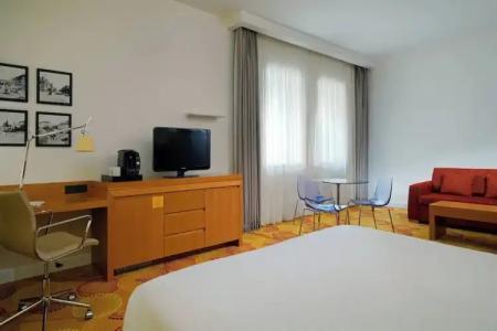 Courtyard by Marriott Budapest City Center - 89