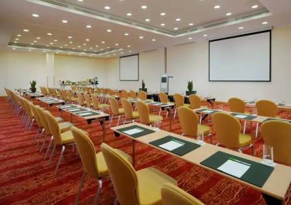 Courtyard by Marriott Budapest City Center - 7