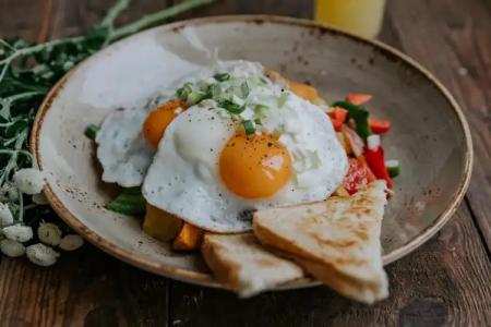 Courtyard by Marriott Budapest City Center - 12