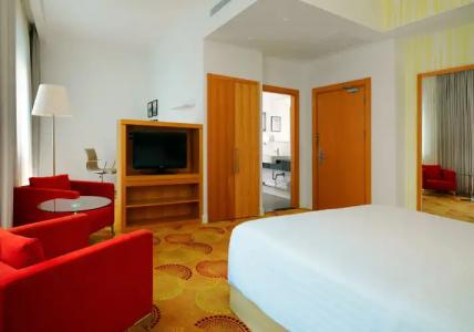 Courtyard by Marriott Budapest City Center - 5