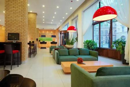 Courtyard by Marriott Budapest City Center - 16