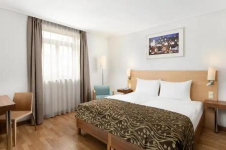 Bristol Budapest - 40