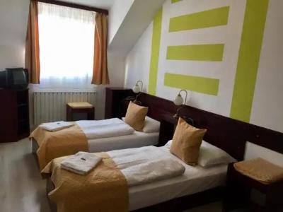 Gloria Budapest City Center - 37