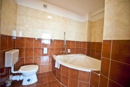 Canada Budapest - 30