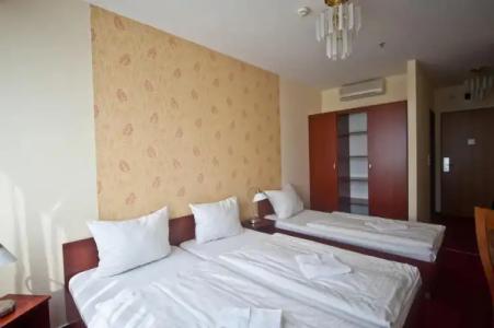 Canada Budapest - 43