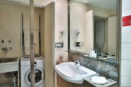Adina Apartment Budapest - 7