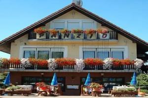 Sarokhaz Panzio Mini-hotel, Vecses