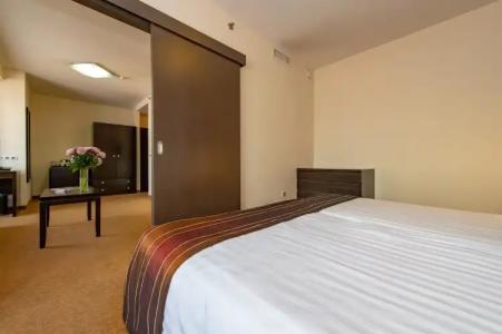 Regnum Residence - 5