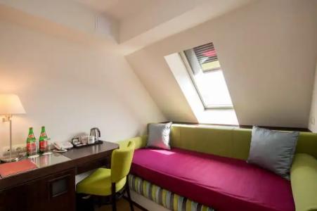 The Three Corners Art Superior - 7