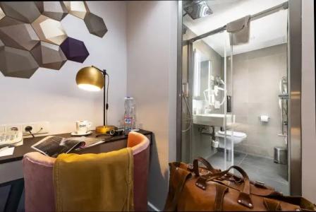 The Three Corners Art Superior - 10