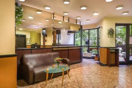 Thomas Budapest - 27