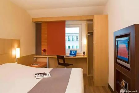 Ibis Gyor - 39