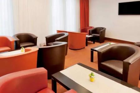 Ibis Gyor - 17