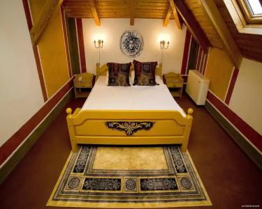 Janus Boutique & Spa - 5