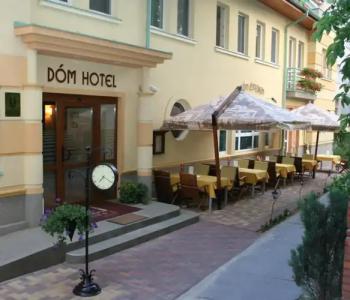 Dóm