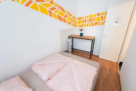 Avenue Hostel - 3