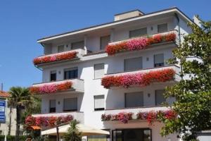 Orchidea Marina, Tirrenia