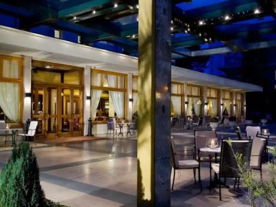 Universal Terme - 21