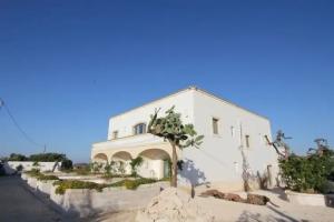Guest House «Masseria Lama Di Coccaro», Fasano
