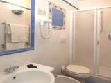 Standard Double room with partial ocean view