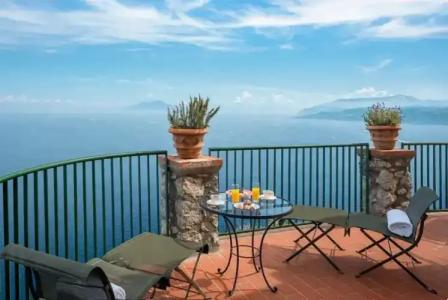 Caesar Augustus - 106