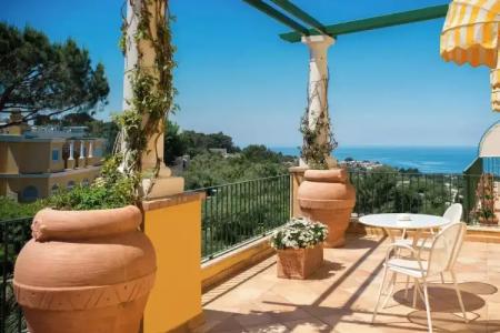 Caesar Augustus - 64