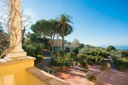 Caesar Augustus - 68