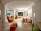 3 Bedrooms Villa seafront