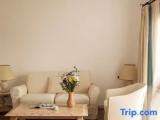 1 Bedroom Presidential Suite with sea view