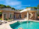 3 Bedrooms Villa seafront