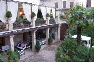 Hotel & Residenza 100 Torri, Ascoli Piceno