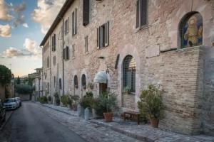 Albergo Ancajani, Assisi