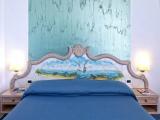 Classic Triple room with sea view