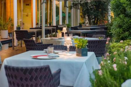 Aqualux Spa & Suite - 18