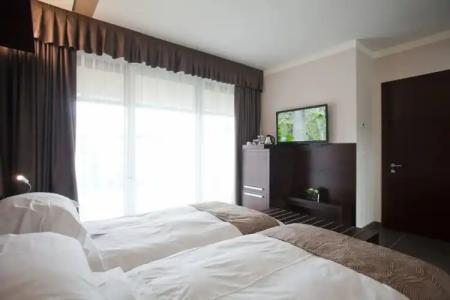 Aqualux Spa & Suite - 6