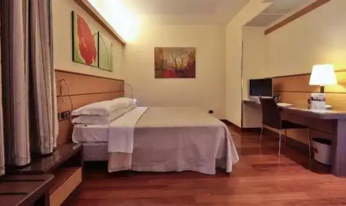 Best Western Dei Cavalieri - 60