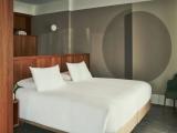 Signature Double Suite