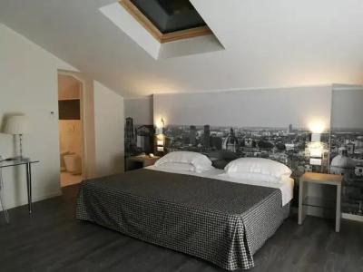 Savoia Regency - 1