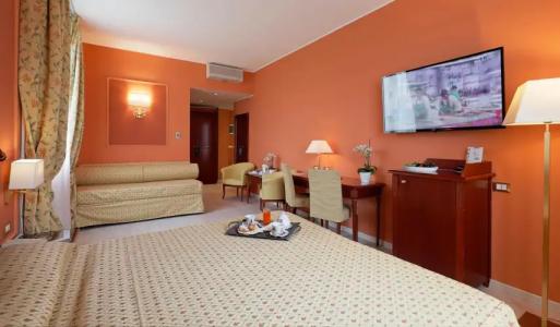 Savoia Regency - 38
