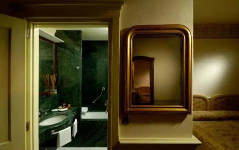 Art Commercianti - 67