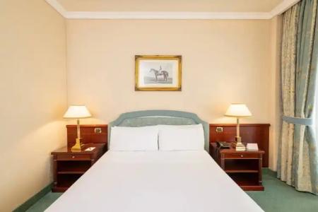 Royal Carlton - 112