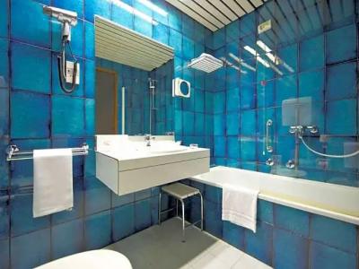 Mercure Bologna Centro - 120