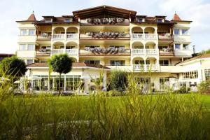 Majestic Hotel & Spa Resort