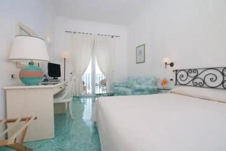 Relais Maresca Luxury Small - 100