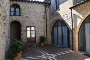 Apartment Hotel «Le Rocche Di Valiano», Castelnuovo Berardenga