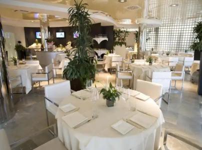 Premier & Suites - Premier Resort - 19