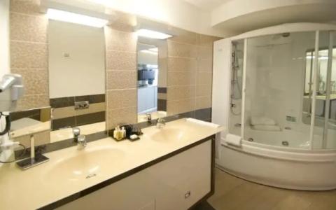 Premier & Suites - Premier Resort - 63