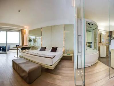 Premier & Suites - Premier Resort - 34